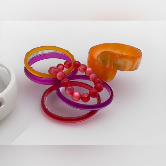 Retro Moon Glow Bracelets Colourful Plastic Jewelry Lot - Picture 9 of 10